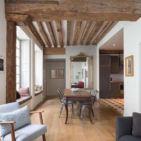 Charming Appartment In Le Marais Париж Экстерьер фото